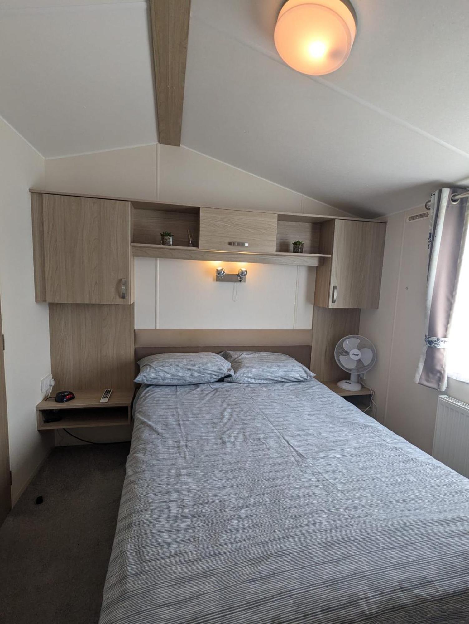 Lovely Bright And Airy Caravan On The 5 Star Shorefield Country Park Entertainment Passes Included Milford on Sea Exterior foto