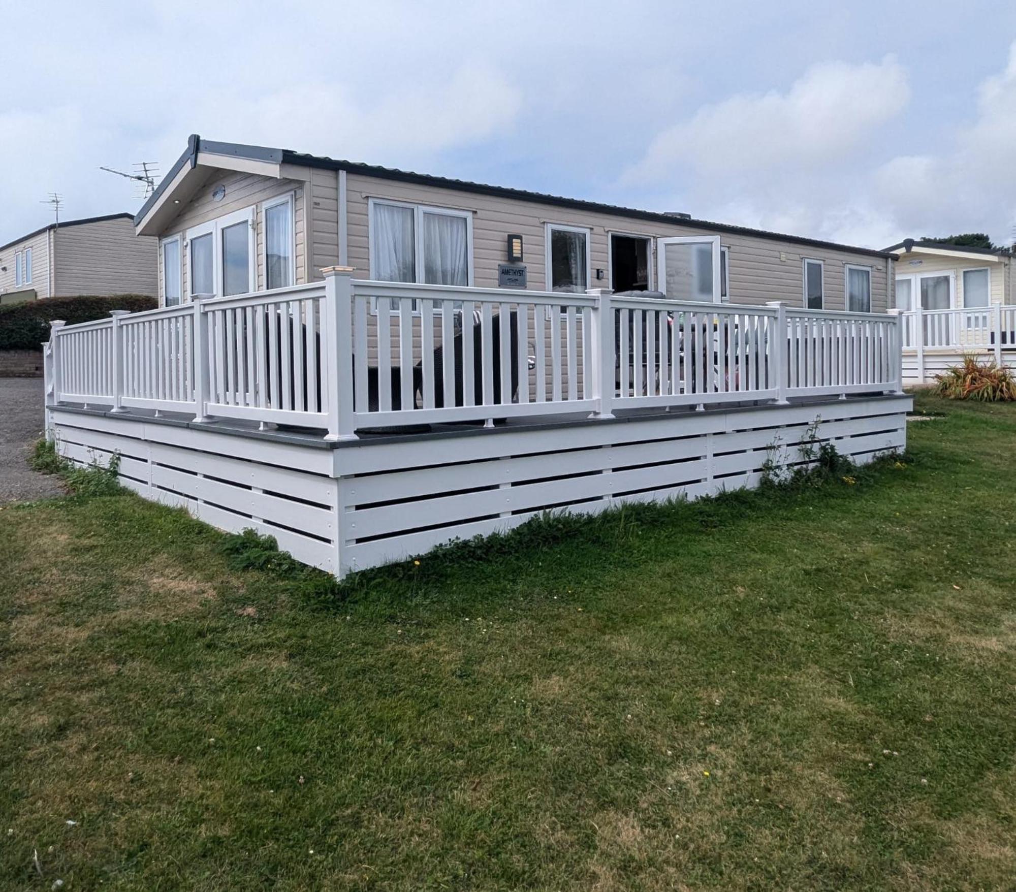 Lovely Bright And Airy Caravan On The 5 Star Shorefield Country Park Entertainment Passes Included Milford on Sea Exterior foto